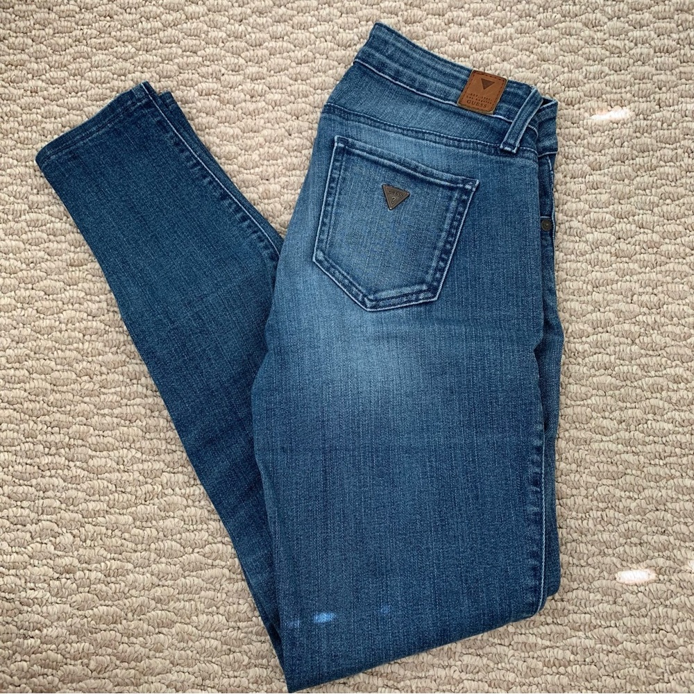 Guess Medium Wash Skinny Jeans